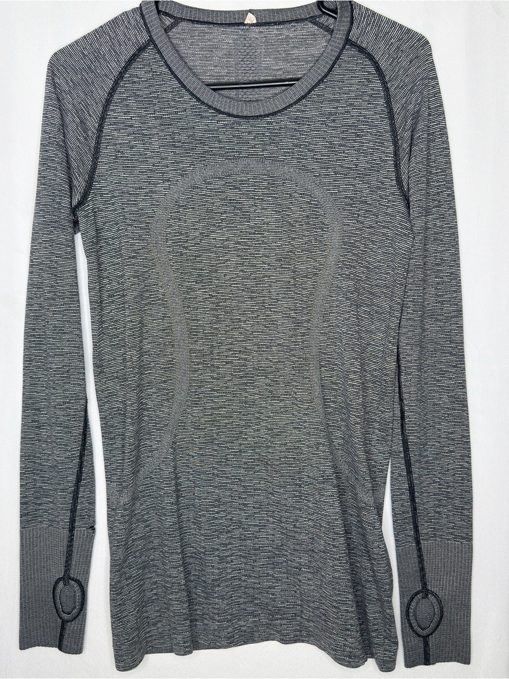 Lululemon Tech Long Sleeve Crew in black and white stripe size 8